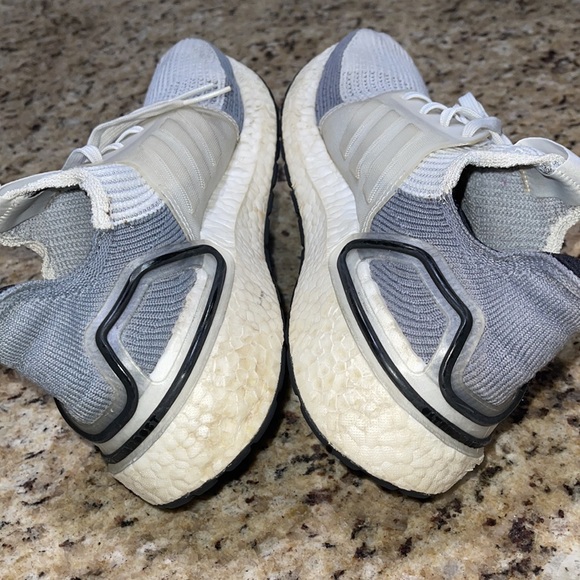 Adidas UltraBoost 19 - Picture 7 of 9